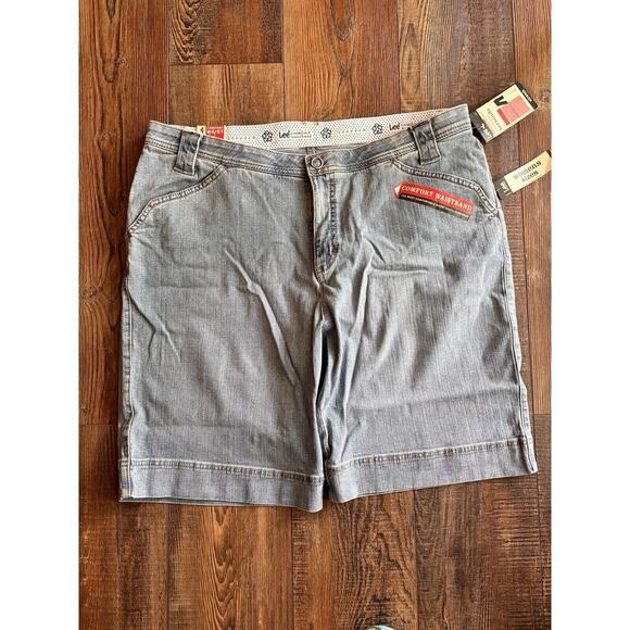 NWT Lee Just Below The Waist Bermuda Womens 20W Jean Shorts Womens - Picture 8 of 9